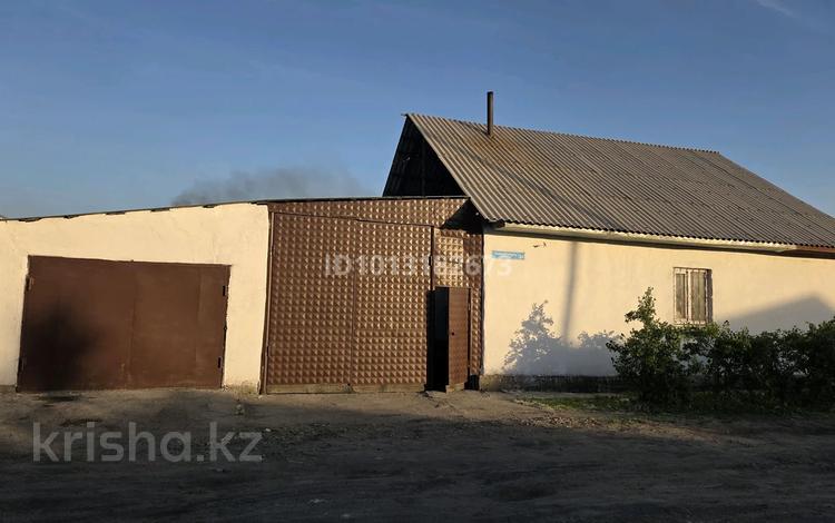 Отдельный дом · 4 комнаты · 64 м² · 5 сот., Каржаубайулы, переулок 2Е — Магазин Нур за 25 млн ₸ в Семее — фото 2