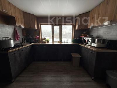 Отдельный дом · 5 комнат · 72 м² · 5.3 сот., ул. Закарии Белибаева (Дальняя) 55 за 14.5 млн ₸ в Семее