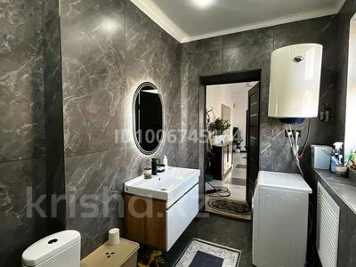 Отдельный дом · 5 комнат · 200 м² · 10 сот., Иманова 16 — Пос.Караоткель (илинка) за 46 млн 〒 в Астане