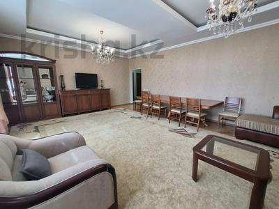 2-комнатная квартира · 100 м² · 3/9 этаж, Динмухаммед Кунаев 12 за 450 000 ₸ в Астане, Есильский р-н