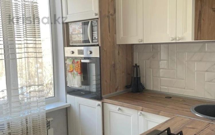 2-бөлмелі пәтер · 45 м² · 3/4 қабат, мкр №8 — Абая - Утеген батыра, бағасы: 28 млн ₸ в Алматы, Ауэзовский р-н — фото 2