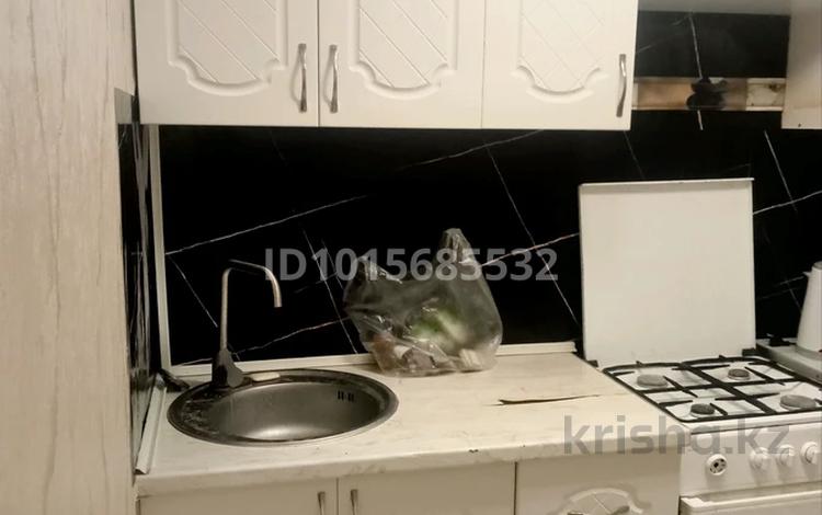 2-комнатная квартира · 46 м² · 1/5 этаж, Майкудук, Майкудук, 14й микрорайон 32 за 100 000 ₸ в Караганде, Алихана Бокейханова р-н — фото 2