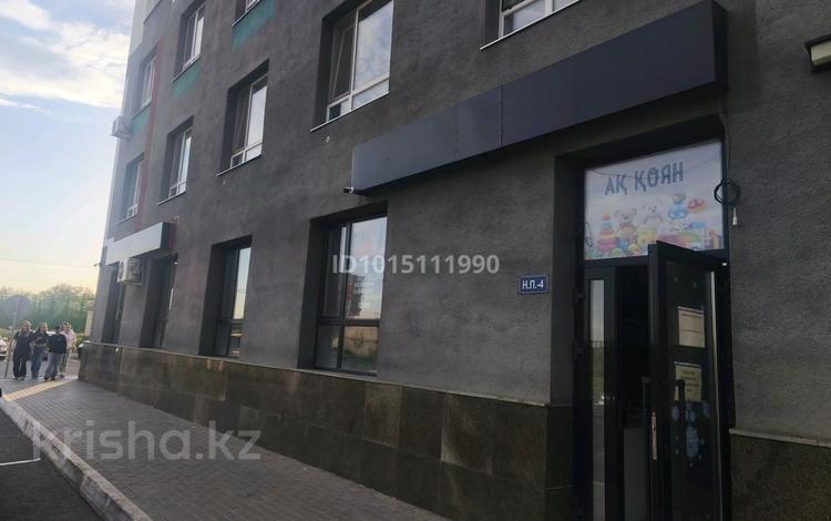 Свободное назначение · 105 м² за 400 000 ₸ в Астане, Есильский р-н — фото 2