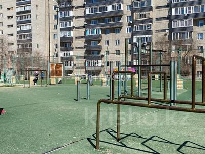 2-бөлмелі пәтер · 54 м² · 9/9 қабат, Утебаева 50в, бағасы: 18.5 млн ₸ в Семее