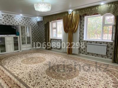 Жеке үй · 6 бөлме · 300 м² · 7 сот., Балауса 24, бағасы: 65 млн 〒 в Актау, мкр Приморский