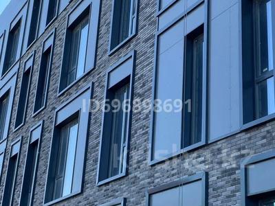 2-комнатная квартира · 55.43 м² · 4/4 этаж, Мкр.АкШагала за 32.5 млн 〒 в Атырау