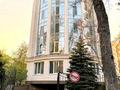 5-бөлмелі пәтер · 210 м² · 3/6 қабат, Тулебаева 175 — Курмангазы, бағасы: 1 млн ₸ в Алматы, Медеуский р-н — фото 2