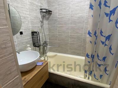3-комнатная квартира · 70 м² · 9/9 этаж, Желтоксан — Казыбек би Желтоксан 9этажка за 200 000 ₸ в Таразе