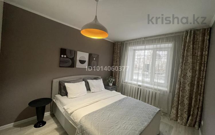 2-комнатная квартира · 55 м² · 2/9 этаж, Проспект Абая 71 за 20 000 ₸ в Уральске, мкр Школьник — фото 2