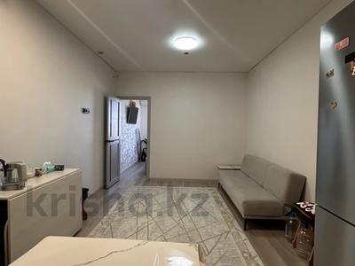 2-комнатная квартира · 35 м² · 6/6 этаж, Аль Фараби 76 за 17 млн 〒 в Астане, Есильский р-н