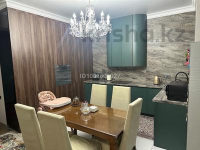 Продажа квартир в Алматы: 4-комнатная квартира · 145 м² · 10/14 этаж, Мкр. Самал-3 15 за 163 млн 〒 4-комнатная квартира · 145 м² · 10/14 этаж, Мкр. Самал-3 15 за 163 млн 〒 в Алматы, Медеуский р-н