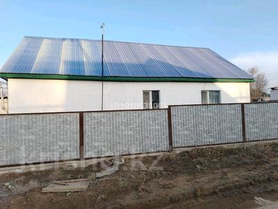 Отдельный дом · 4 комнаты · 100 м² · 10 сот., Түрксива 4А — Емші Қайролла ата ның қасында за 18 млн ₸ в 