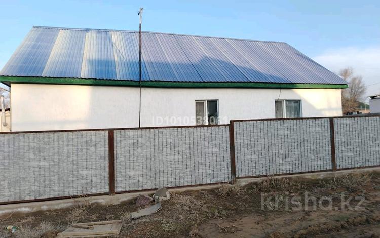 Отдельный дом · 4 комнаты · 100 м² · 10 сот., Түрксива 4А — Емші Қайролла ата ның қасында за 18 млн ₸ в  — фото 2