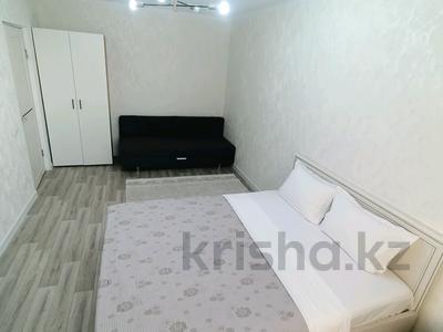 1-комнатная квартира · 38 м² · 4/10 этаж, мкр 11 79 — Напротив ТРЦ Керуен Сити ,АКВАПАРК за 9 500 〒 в Актобе