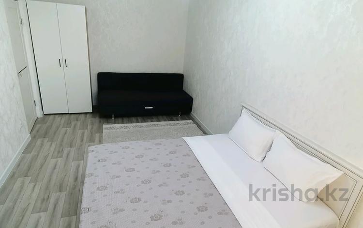 1-комнатная квартира · 38 м² · 4/10 этаж, мкр 11 79 — Напротив ТРЦ Керуен Сити ,АКВАПАРК за 12 000 〒 в Актобе — фото 85