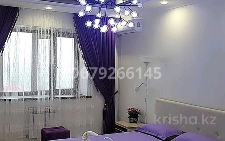 1-комнатная квартира · 55 м² · 4/5 этаж, мкр Кадыра Мырза-Али, Абулхаир Хана 175 за 250 000 ₸ в Уральске — фото 3