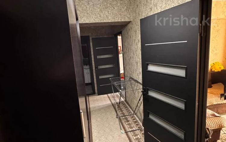 2-комнатная квартира · 46 м² · 3/5 этаж, мкр Жулдыз-2 35 за 33 млн ₸ в Алматы, Турксибский р-н — фото 2