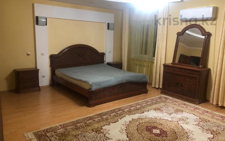 4-комнатная квартира · 168 м² · 2/5 этаж, Сатпаева 42 за 330 000 〒 в Атырау — фото 2