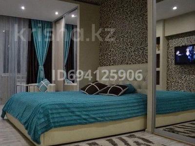 2-комнатная квартира, 86 м², 2/2 этаж посуточно, Батырбекова 26 за 20 000 〒 в Туркестане