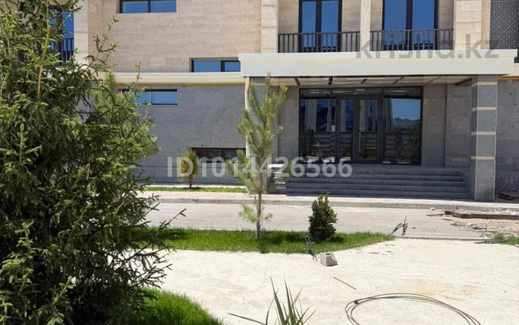 2-бөлмелі пәтер · 105 м² · 7/9 қабат, ЖМ Сайрам, Квартал 082 уч. 5060, бағасы: ~ 58 млн ₸ в Шымкенте, Каратауский р-н — фото 3