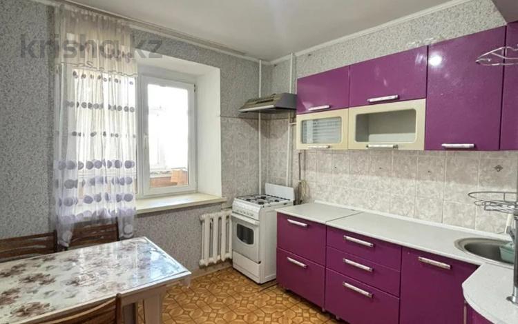 2-бөлмелі пәтер · 50 м² · 4/5 қабат, 2 ш/а., Братьев Жубановых 281, бағасы: 15.5 млн ₸ в Актобе, мкр 8 — фото 7