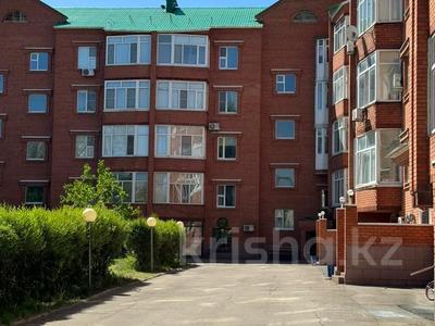 3-комнатная квартира, 108.5 м², 2/5 этаж, Есенжанова 303 за 46 млн 〒 в Уральске