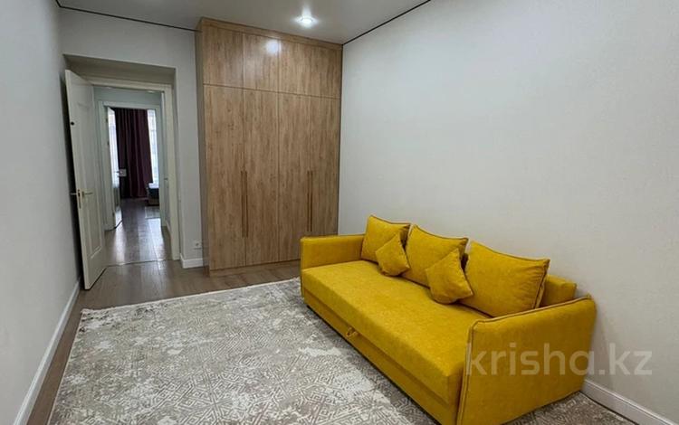 3-комнатная квартира · 70 м² · 5/9 этаж, Е-34 4 за 49 млн ₸ в Астане, Нура р-н — фото 2
