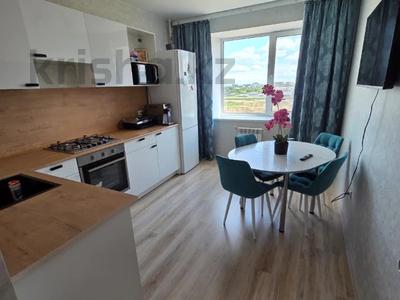 3-комнатная квартира · 80.6 м² · 7/9 этаж, Микрорайон Береке — Мира Плаза 31 школа за 37 млн ₸ в Костанае