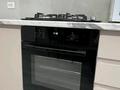 1-бөлмелі пәтер · 47 м² · 3/9 қабат, Молдагулова — Исаева, бағасы: 230 000 ₸ в Уральске, мкр Школьник — фото 3