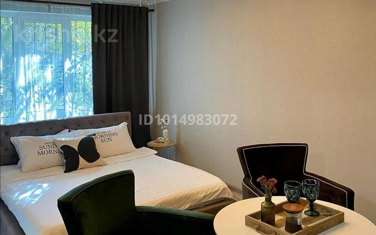 1-комнатная квартира · 32 м² · 1/5 этаж, Макатаева 14 за 18 000 ₸ в Алматы, Медеуский р-н — фото 2