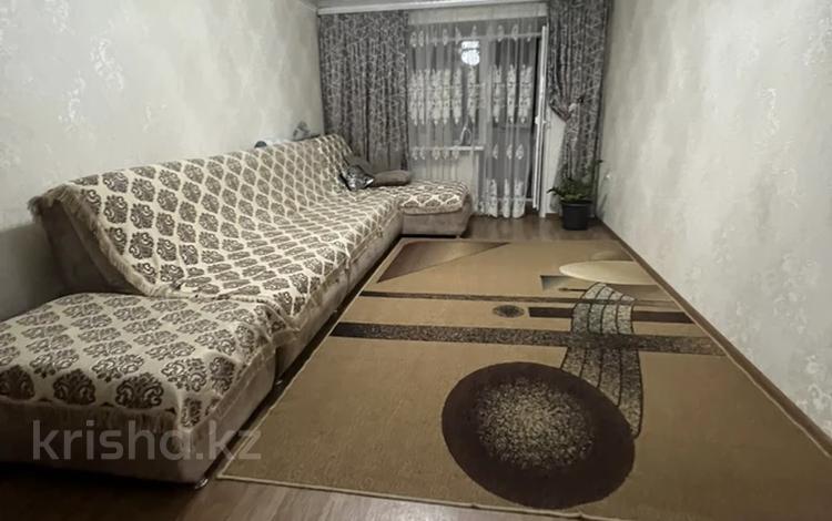 3-бөлмелі пәтер · 58 м² · 3/5 қабат, 13-шағынаудан 19, бағасы: 12 млн ₸ в Караганде, Алихана Бокейханова р-н — фото 2