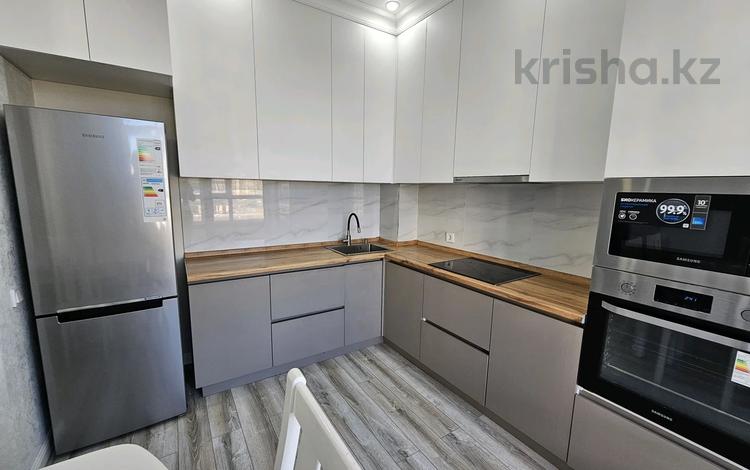 3-комнатная квартира, 80 м², 8/10 этаж помесячно, Улы Дала 33/1 — Кабанбай батыра