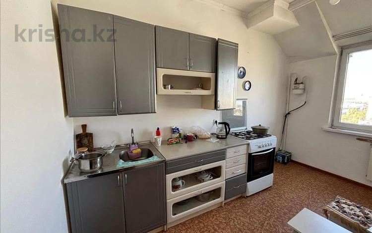 2-комнатная квартира · 70 м² · 10/10 этаж, мкр Акбулак 8 за 28.5 млн ₸ в Алматы, Алатауский р-н — фото 2