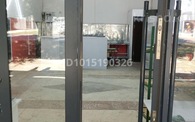 Магазины и бутики · 48 м² за 240 000 ₸ в Таразе, мкр Самал — фото 3