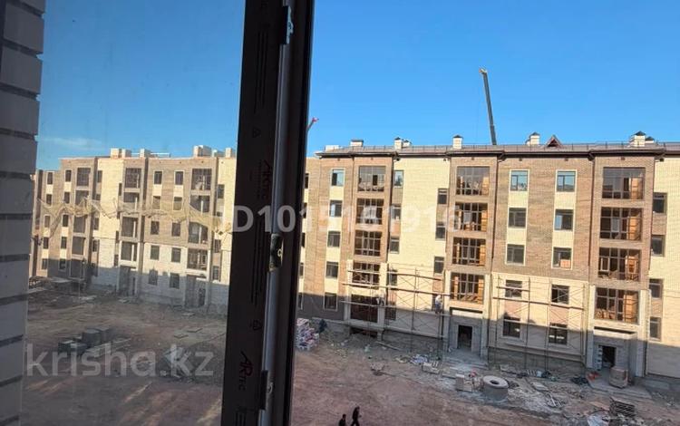 3-комнатная квартира · 92.7 м² · 4/5 этаж, Тлеугабылова 60/1 за 34.9 млн ₸ в Караганде, Казыбек би р-н — фото 2