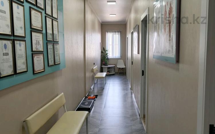 Офисы, медцентры и аптеки, образование, студии · 120 м² за 500 000 ₸ в Алматы, Турксибский р-н — фото 2