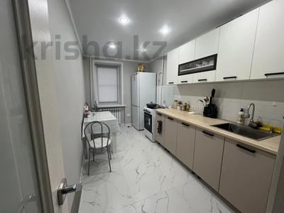 3-бөлмелі пәтер · 63 м² · 8/9 қабат, Абая 55, бағасы: 18.5 млн ₸ в Уральске