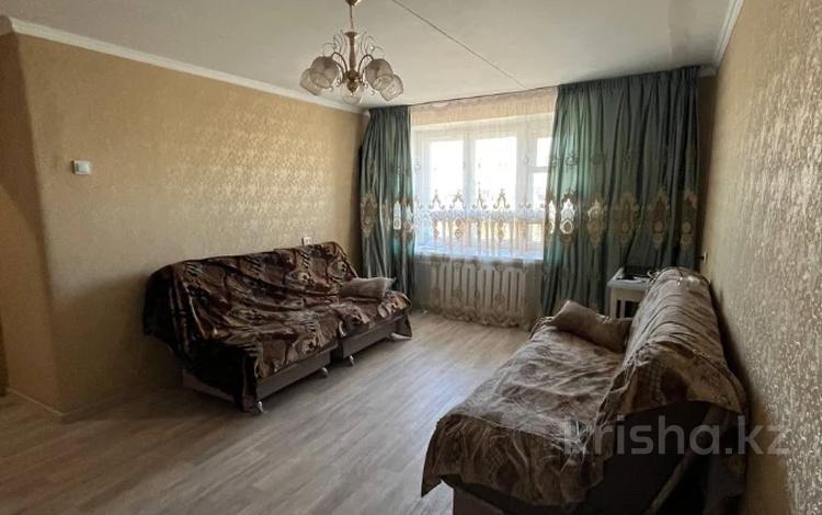 3-комнатная квартира, 60.7 м², 5/5 этаж, сатпаева 40 за 20 млн 〒 в Павлодаре — фото 2