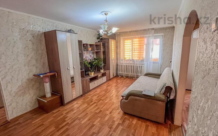 3-комнатная квартира, 58 м², 5/5 этаж, Казахстанская 133/141 — Жансугурова за 16 млн 〒 в Талдыкоргане — фото 2