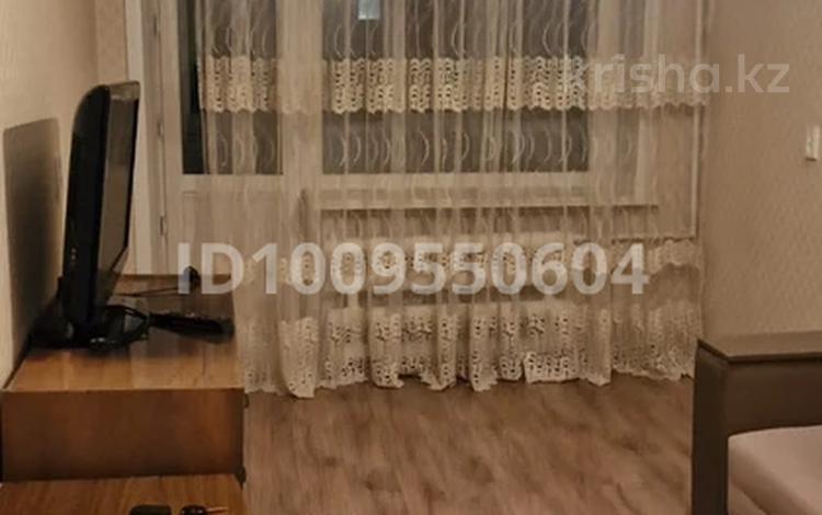 1-бөлмелі пәтер · 28.7 м² · 2/5 қабат, Пришахтинск, 21й микрорайон 24 — Налоговая, бағасы: 10.5 млн ₸ в Караганде, Алихана Бокейханова р-н — фото 2