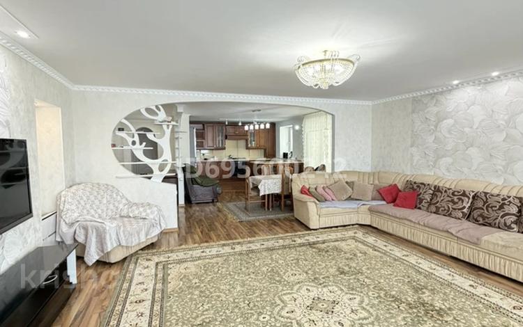 4-комнатная квартира · 145 м² · 6/7 этаж, мкр 5 за 58 млн ₸ в Актобе — фото 3