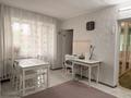 2-комнатная квартира · 35.81 м² · 5/5 этаж, Назарбаева 34/1 — Эту квартиру можно купить в ипотеку по ставке от 5,5% за 11.5 млн 〒 в Усть-Каменогорске — фото 2
