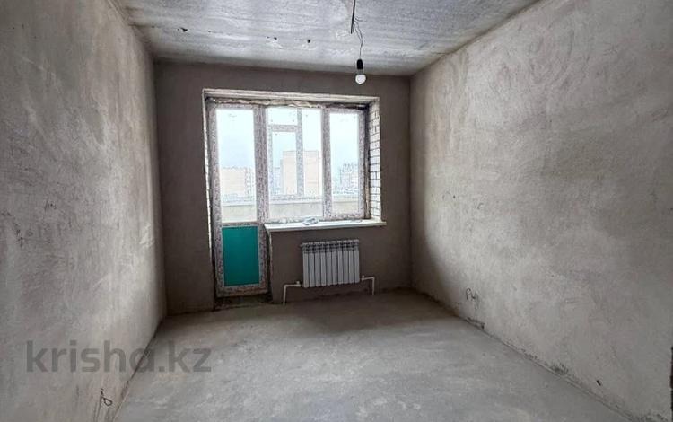 1-бөлмелі пәтер · 40 м² · 2/5 қабат, мкр. Алтын орда 17г, бағасы: 15.5 млн ₸ в Актобе — фото 2