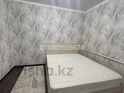 4-комнатная квартира · 62 м² · 5/5 этаж, Лермонтова 107 — Нұрсұлтан Назарбаев көшесі мен Лермонтова көшесінің қиылысында орналасқан ! Жанында 43 мектеп,Ақпараттық технологиялық колледж , Zarek Bala балабақшасы , Гринвич супермаркет,аптека,магазин,мешітке жақын,остановка жанында за 250 000 〒 в Павлодаре