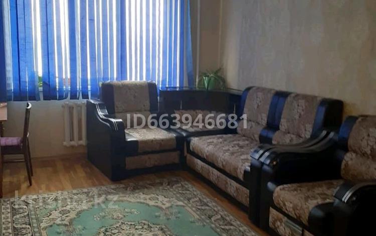 1-бөлмелі пәтер, 40 м², 8/9 қабат ай сайын, мкр Таугуль-1 83, бағасы: 230 000 〒 в Алматы, Ауэзовский р-н — фото 2