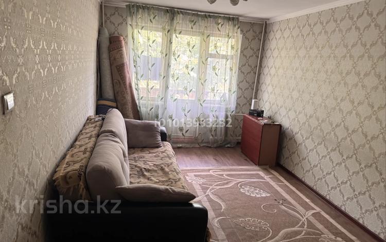 2-комнатная квартира · 64 м² · 2/4 этаж, мкр №8 за 250 000 ₸ в Алматы, Ауэзовский р-н — фото 2