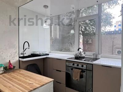 1-бөлмелі пәтер · 35 м² · 1/9 қабат, 11 ш/а., Шайкенова, бағасы: 15.7 млн ₸ в Актобе, мкр 11