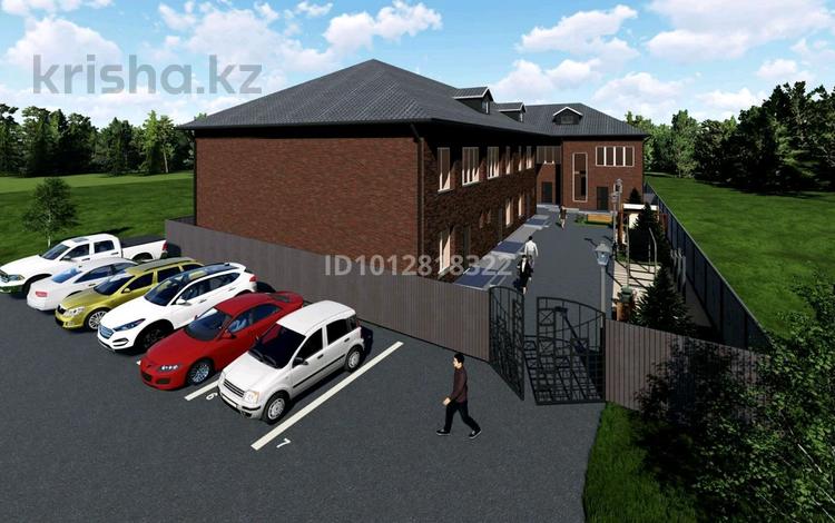 4-комнатная квартира · 140 м², Бирлик 3 — 10 мкр за 35 млн ₸ в Уральске — фото 4