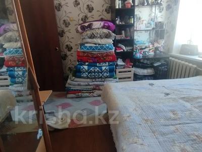 2-комнатная квартира · 42.5 м² · 5/5 этаж, Ауэзова 43 — 7 мкр. за 10.5 млн ₸ в Экибастузе