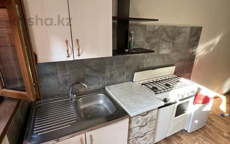 1 комната · 15 м² · 1/1 этаж, Сазановская 73 за 100 000 ₸ в Алматы, Медеуский р-н — фото 2